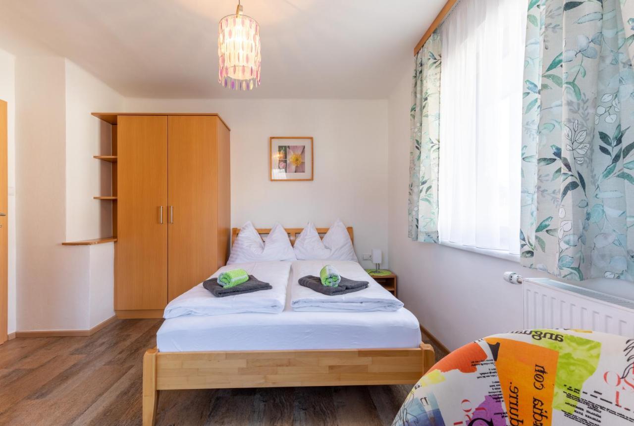 Haus Pitzer/Apartments Troicher Schladming Luaran gambar